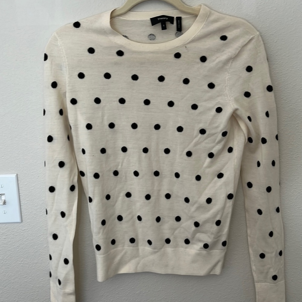 Theory sweater
